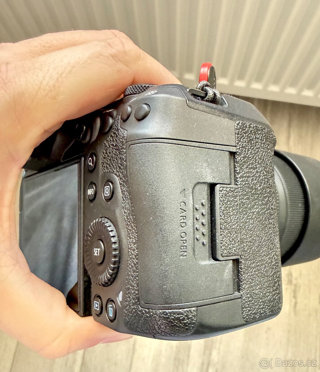 Canon R5 - Top stav - 2