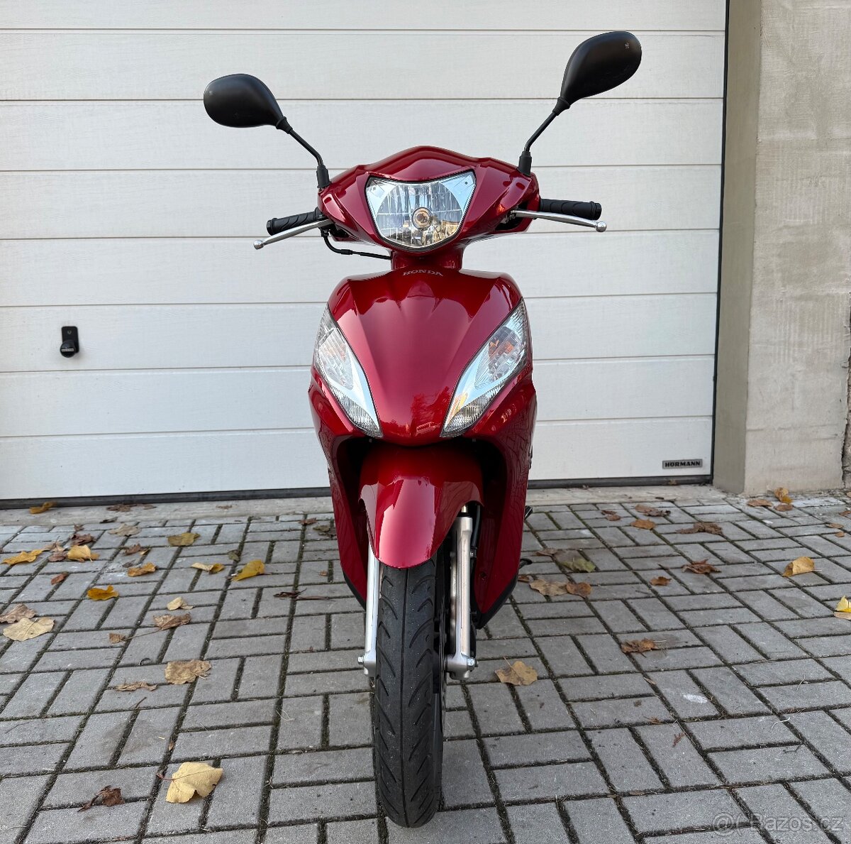 Honda Vision 110, pouze 7000km, Cz doklady - 2