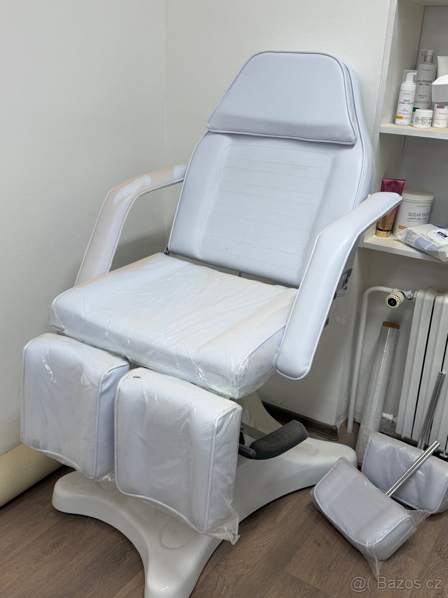 Hydraulické kosmetické lehátko - 2