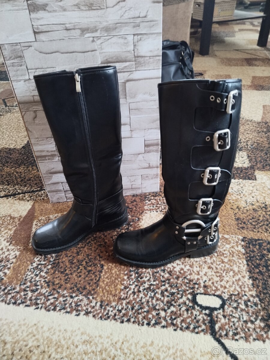 Prodám krásné kozačky vel.36 - 2