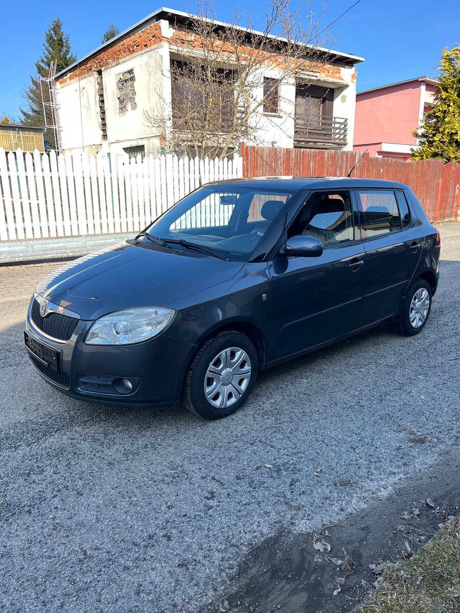 Škoda Fabia II 1.4 16v 63kW - 2