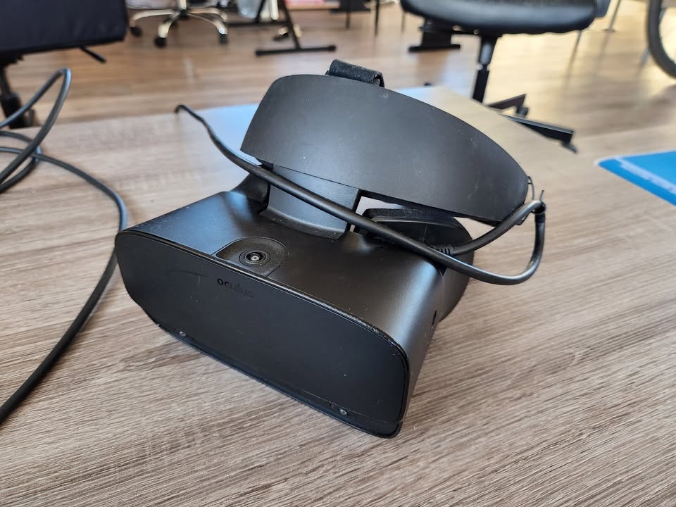 Oculus Rift S - PC VR - 2
