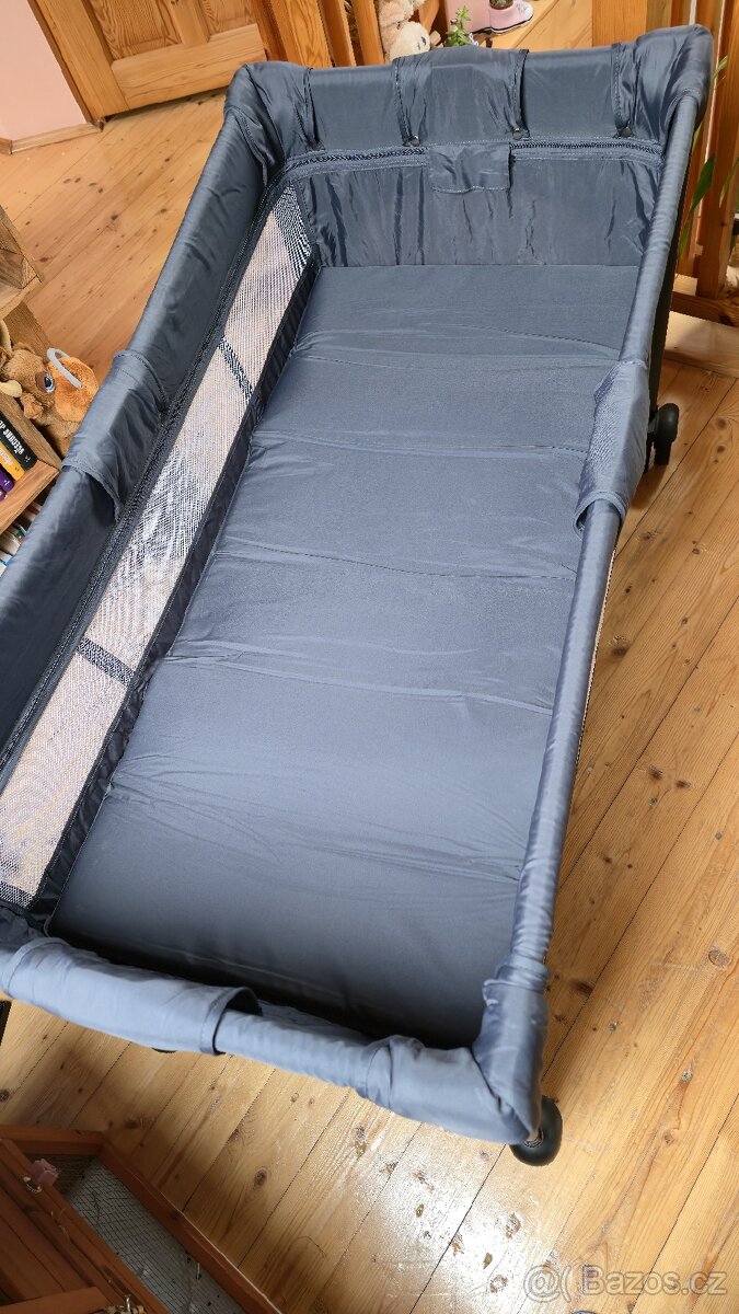 Cestovní postýlka - 2