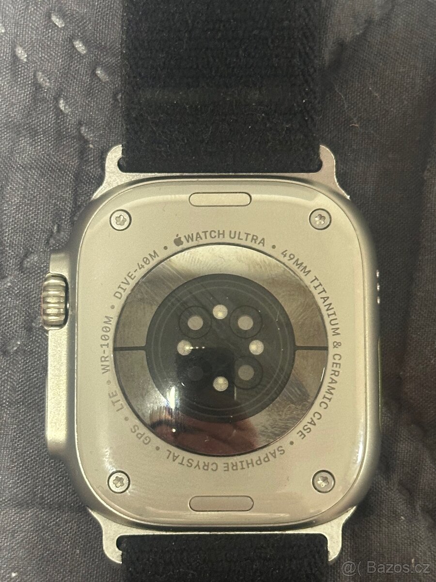 Apple Watch Ultra 2 - 2