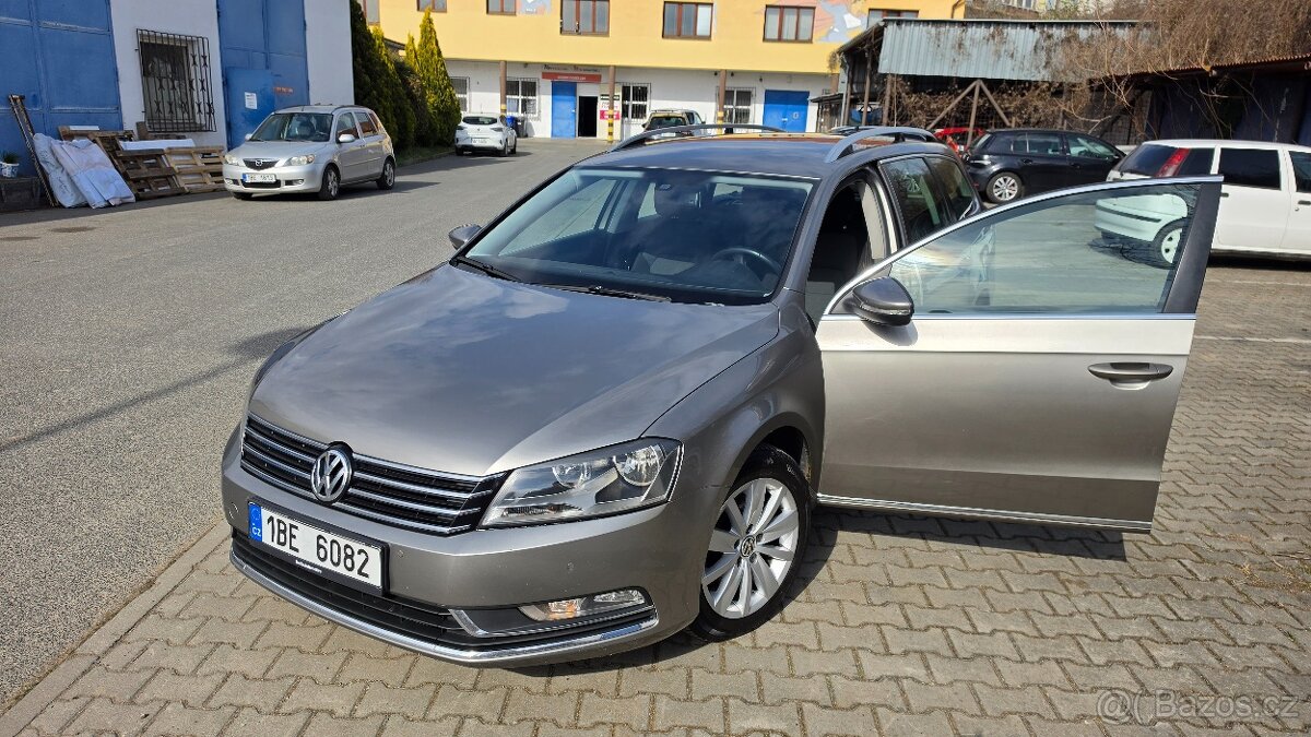 Volkswagen Passat Kombi 2012 - 2