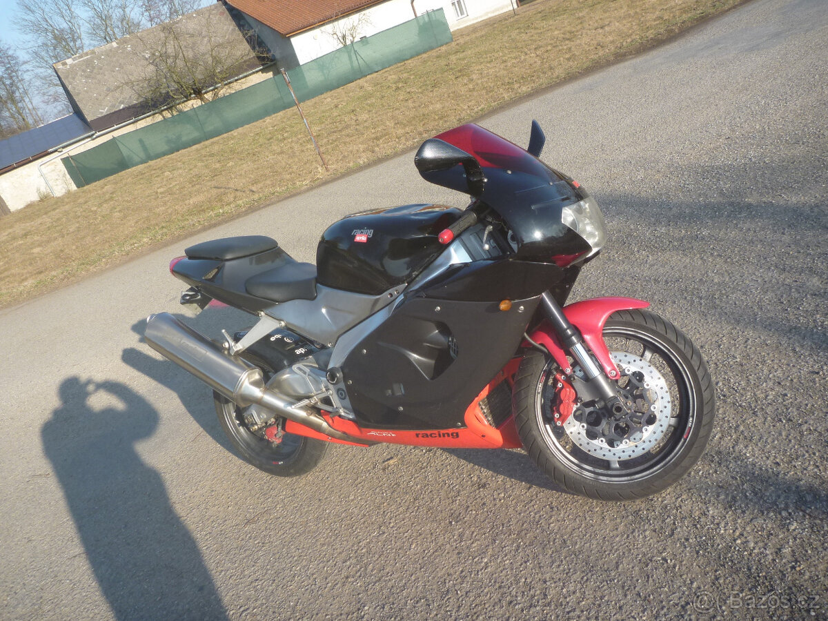 Aprilia rsv 1000 - 2