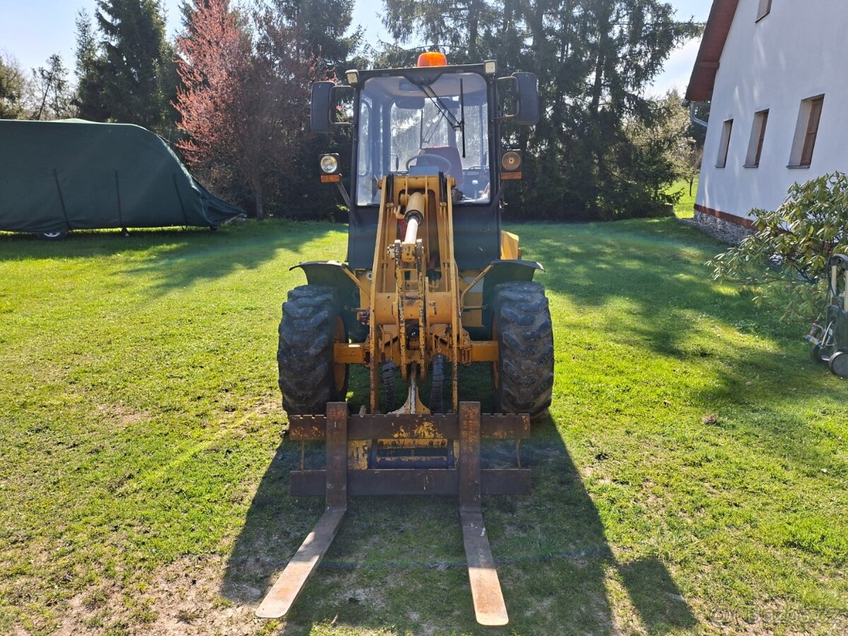 JCB 406 - 2