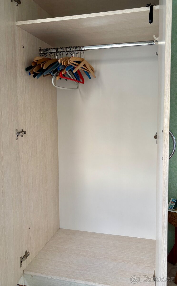 šatni skříň - 2