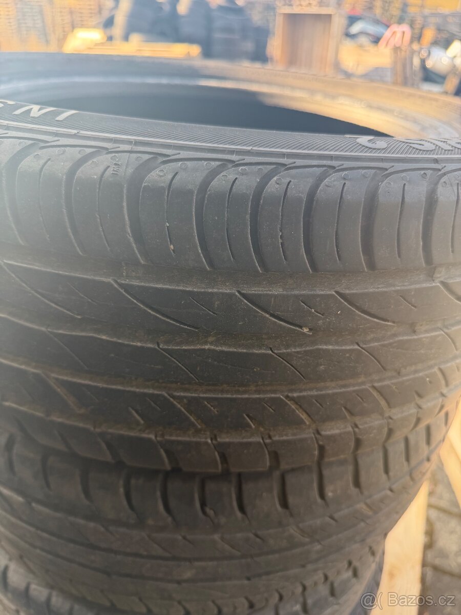 Pneu 195/55R16 - 2
