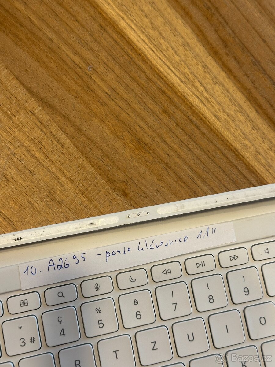 Originál Apple Magic Keyboard A2695 pro iPad 10,9" 10. gen - 2