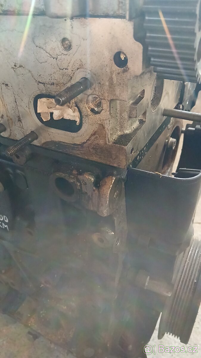 Motor 1.6 tdi. 04L - 2