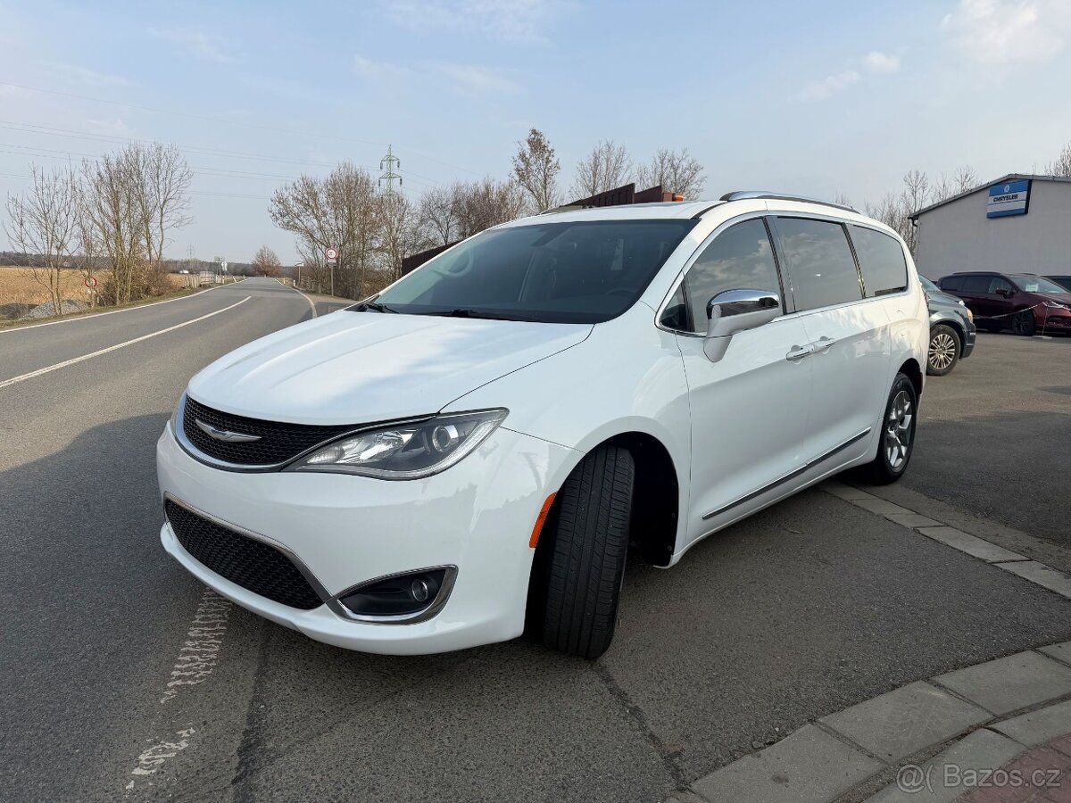 Chrysler Pacifica 3,6 RU Panorama Limited 2018 DPH - 2
