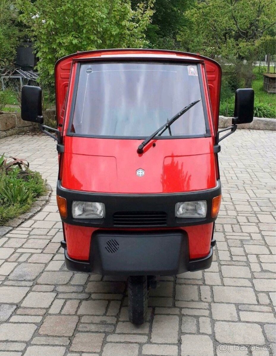 Piaggio Ape 50 red - 2