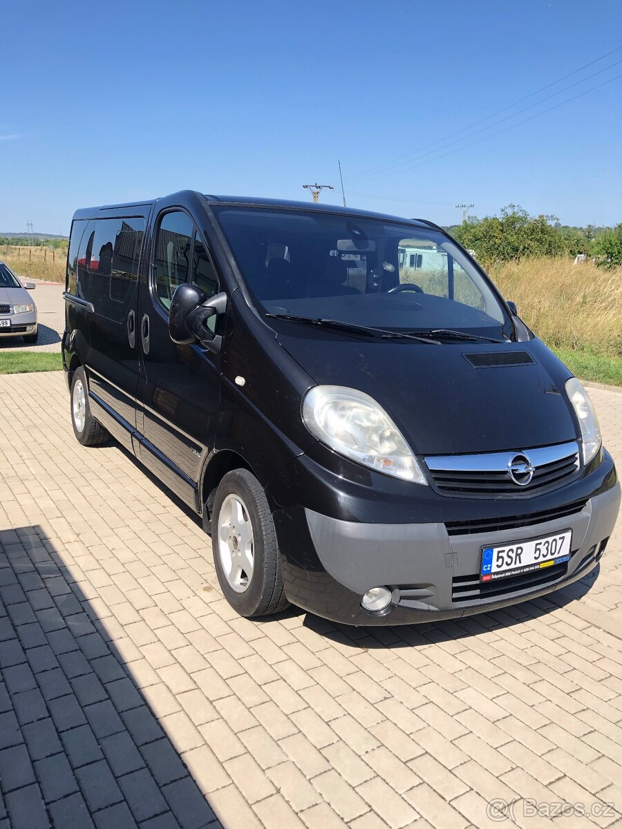 Opel Vivaro 2,5Cdti 107kw - 2