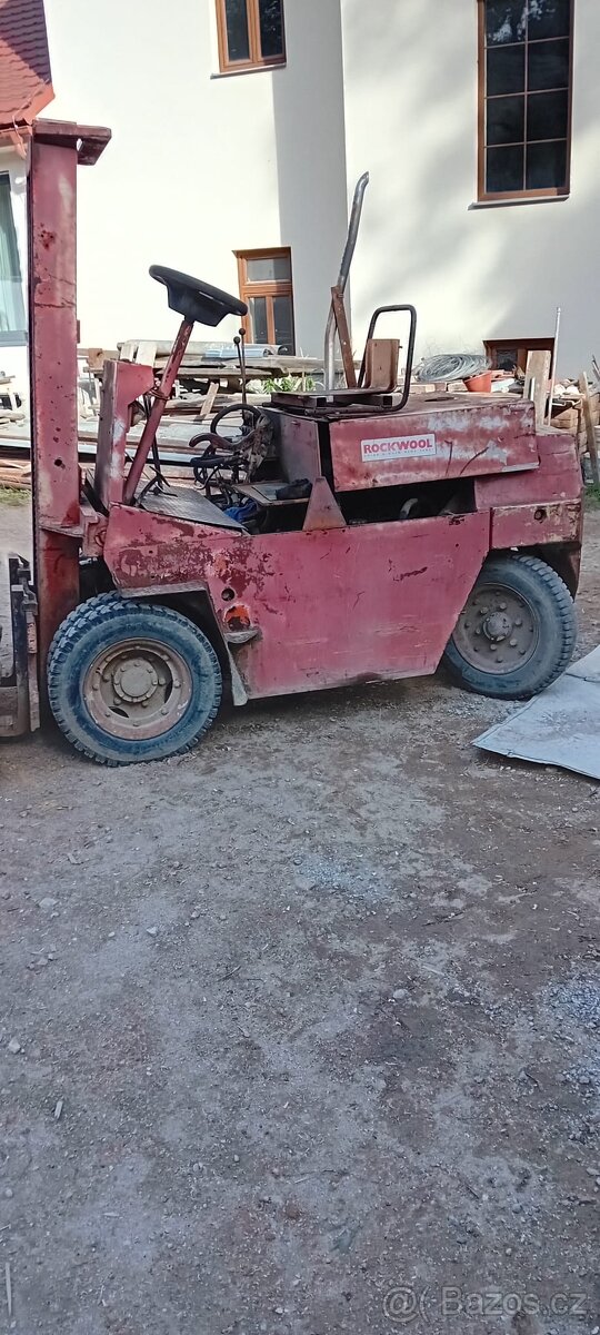 Prodám vysokozdvižný vozík - 2