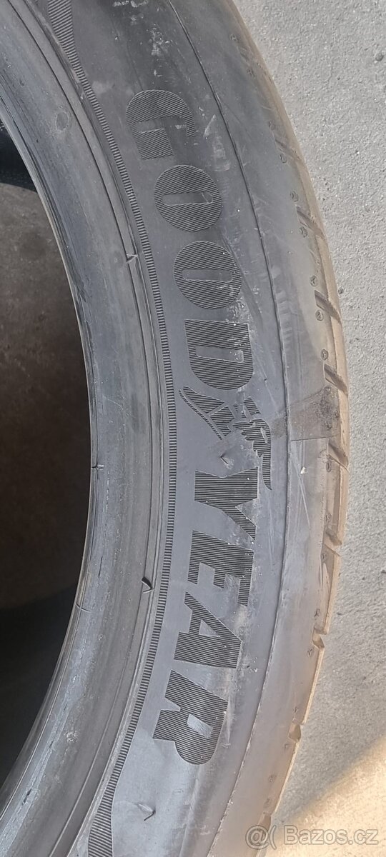 Pneu Good Year, 265/40 R20 - 2