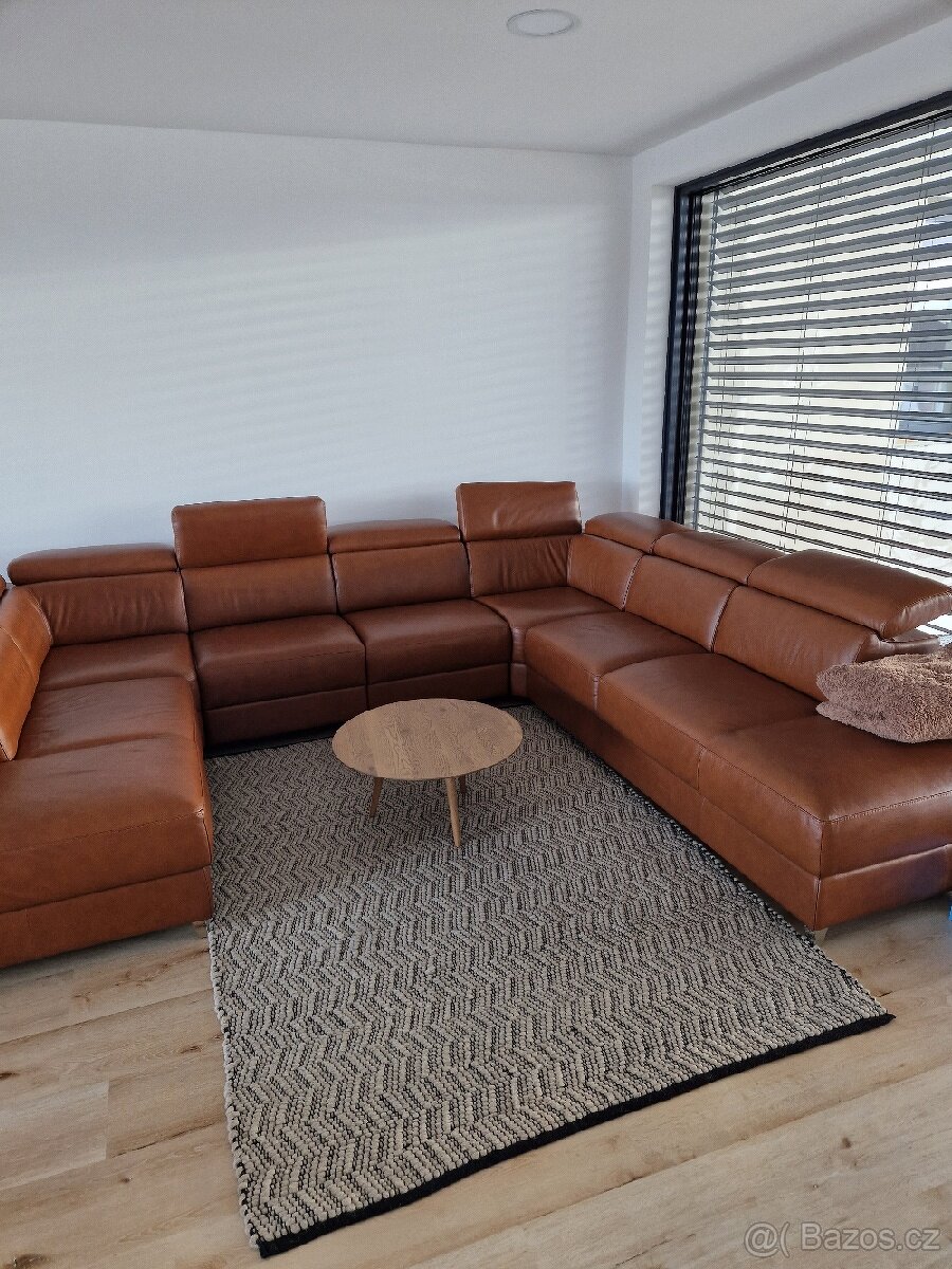 Masivní dubový konferenční stolek 70cm, výška 35cm - 2