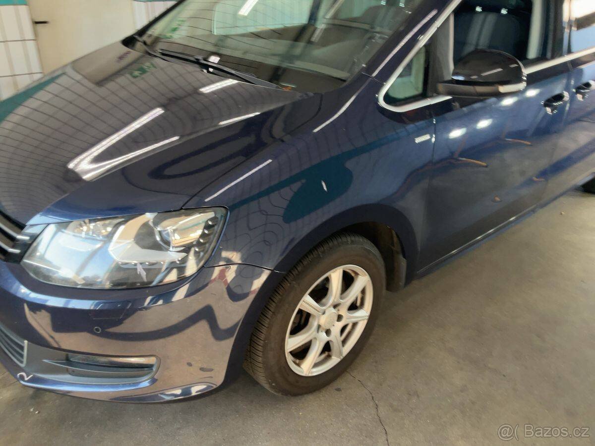 VW Sharan 2.0 TDI 103kW Match,DSG,7.míst,tažné,Xenon - 2