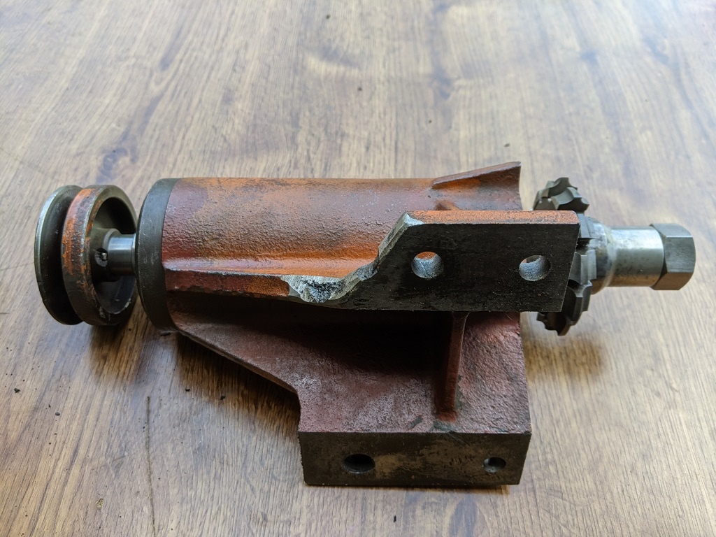 FRÉZOVACÍ PŘÍPRAVEK - 2