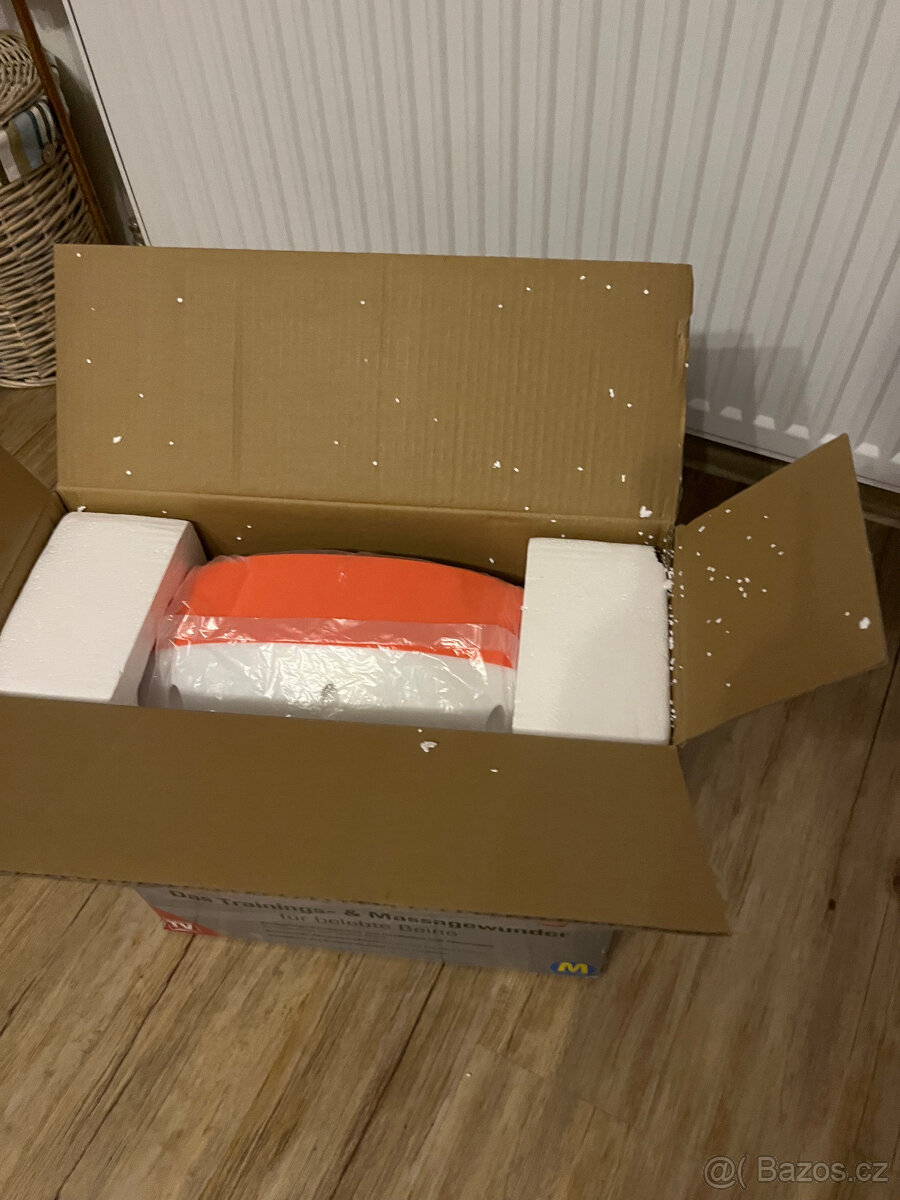 Akupresní a masážní přístoj - 2