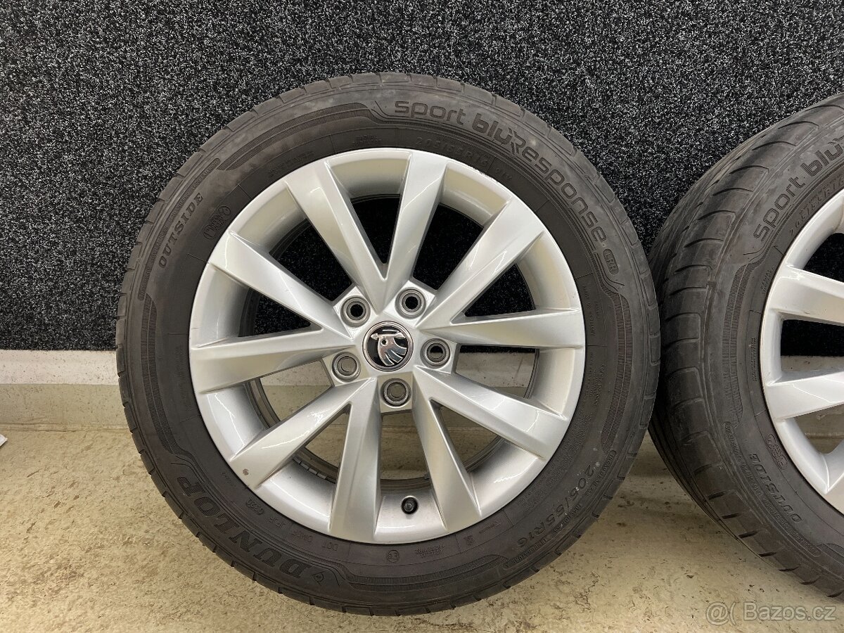 Prodám letní sadu ALU kol OCTAVIA III 205 55 R16 - 2