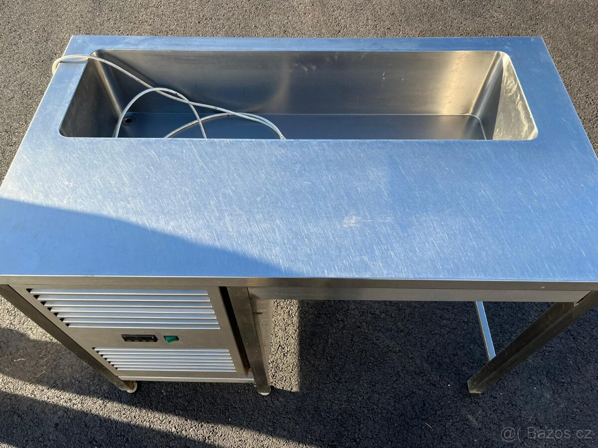 Stůl s chladící vanou.. - 2