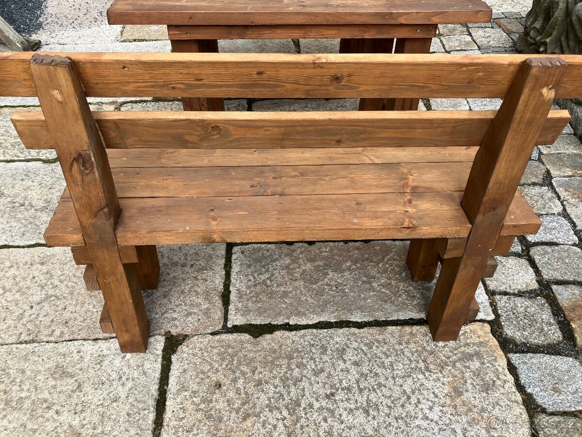 Stůl a dvě lavice - 2