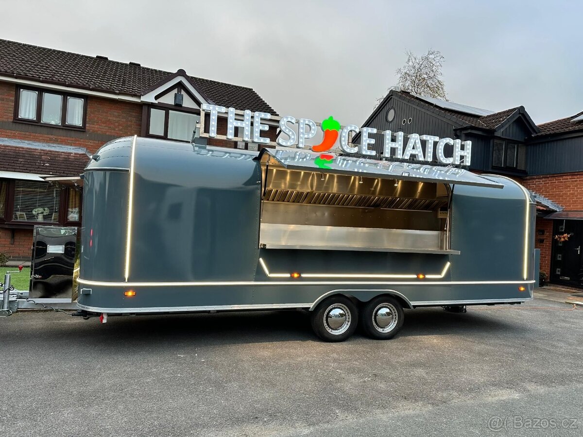 Gastro přívěs, Food Truck, Pojízdná prodejna,680CM - 2