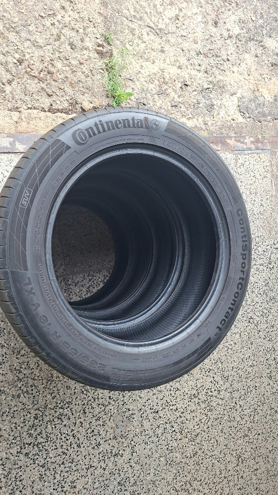 Pneumatiky 235/55 R19 XL 105V dva roky staré - 2