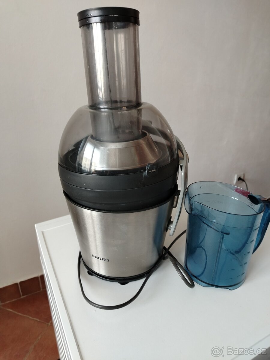 Odšťavňovač v top stavu, málo používaný - 2