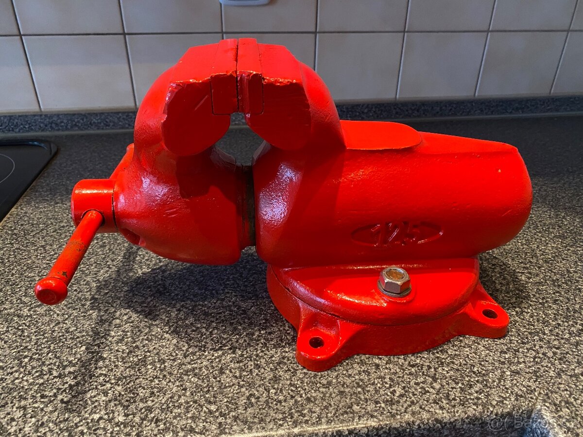 Svěrák York 125 - 2