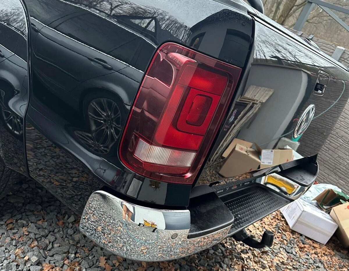 Prodám zadní světla Amarok - 2