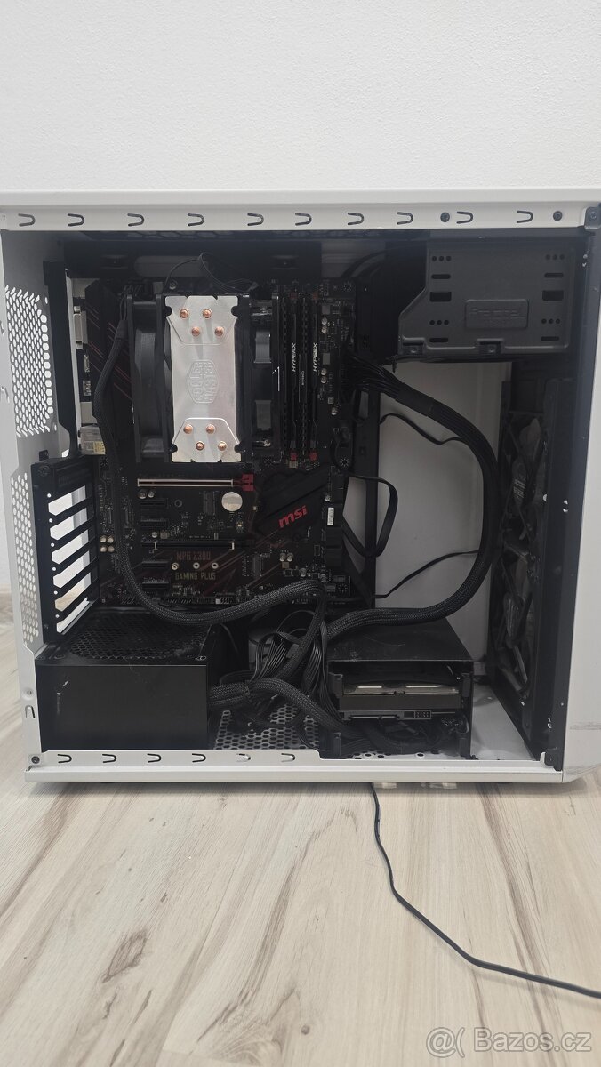 PC - i5 9600k, 32GB RAM - 2