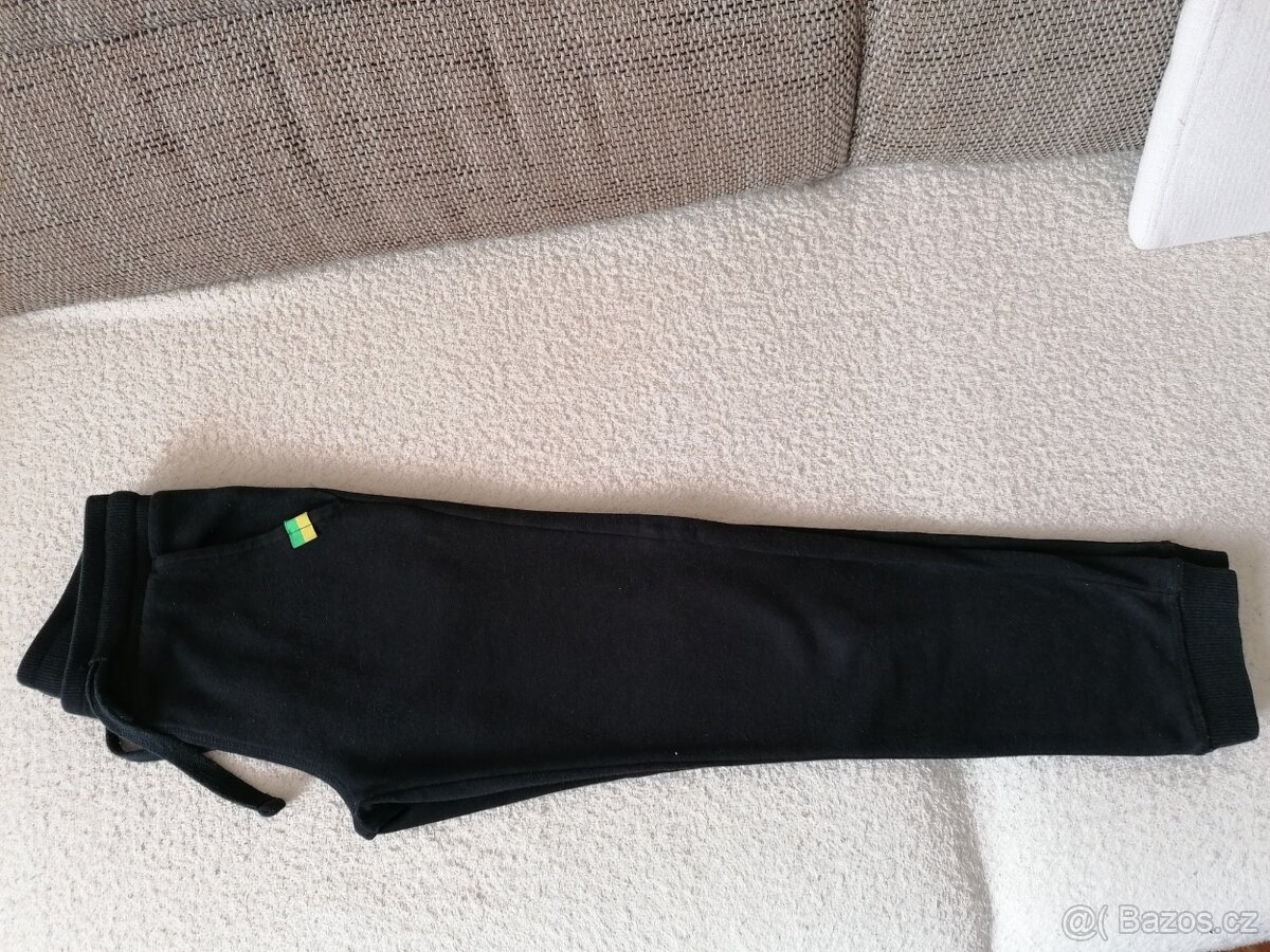 Tepláky vel.122,128 - 2