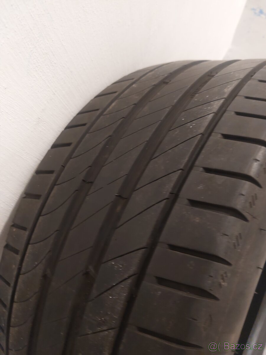 Kleber 225/40/18 letni 1 kus - 2