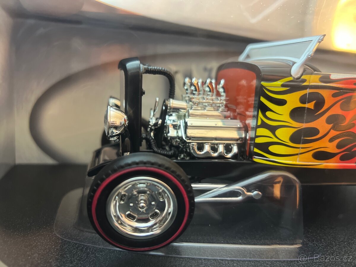 Hotwheels 1:18 - 2