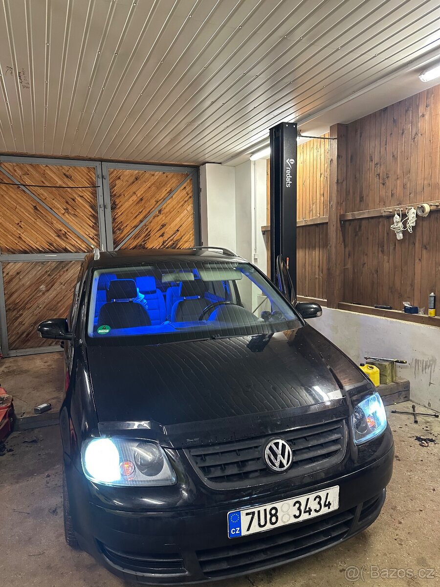 Svetla Caddy / touran - 2