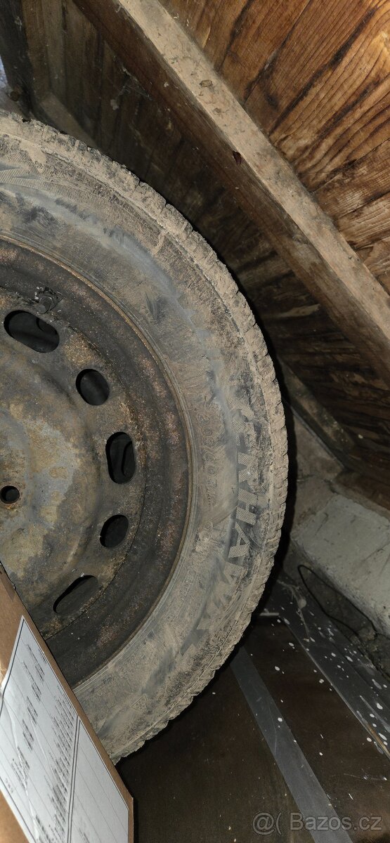 205/60/R16 zimni Firestore Winterhawk 4 - 2