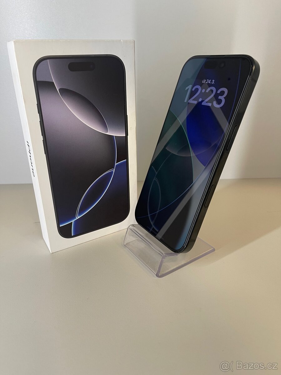 Apple iPhone 16 Pro - 2