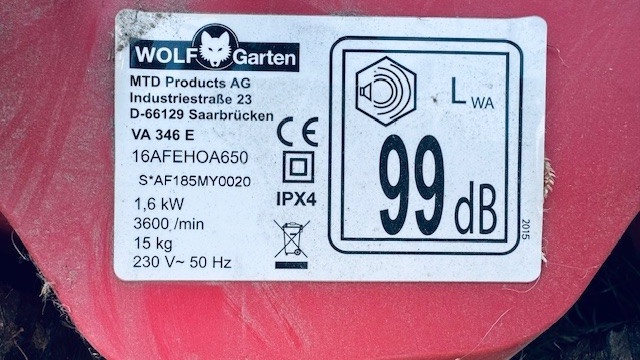 Elektrický vertikutátor WOLF Garten - 2