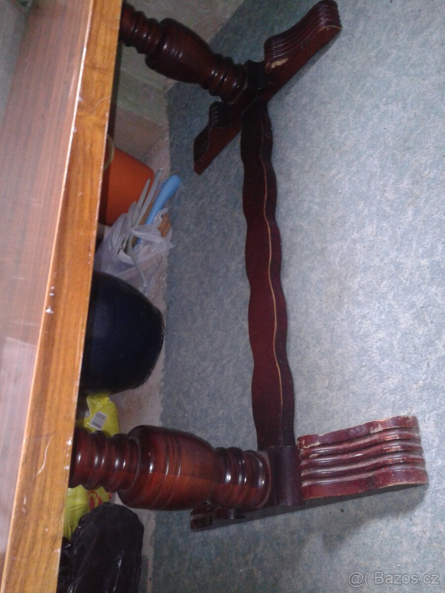 KONFERENČNÍ STŮL s intarzií - 2