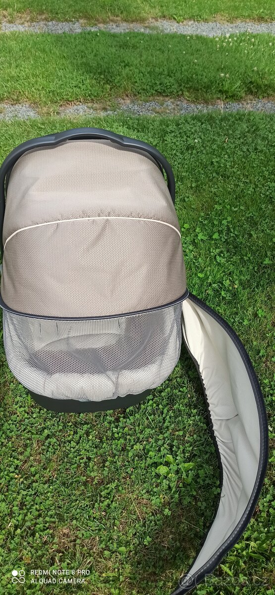 Prodám kočárek Peg Pérego, trojkolka - 2