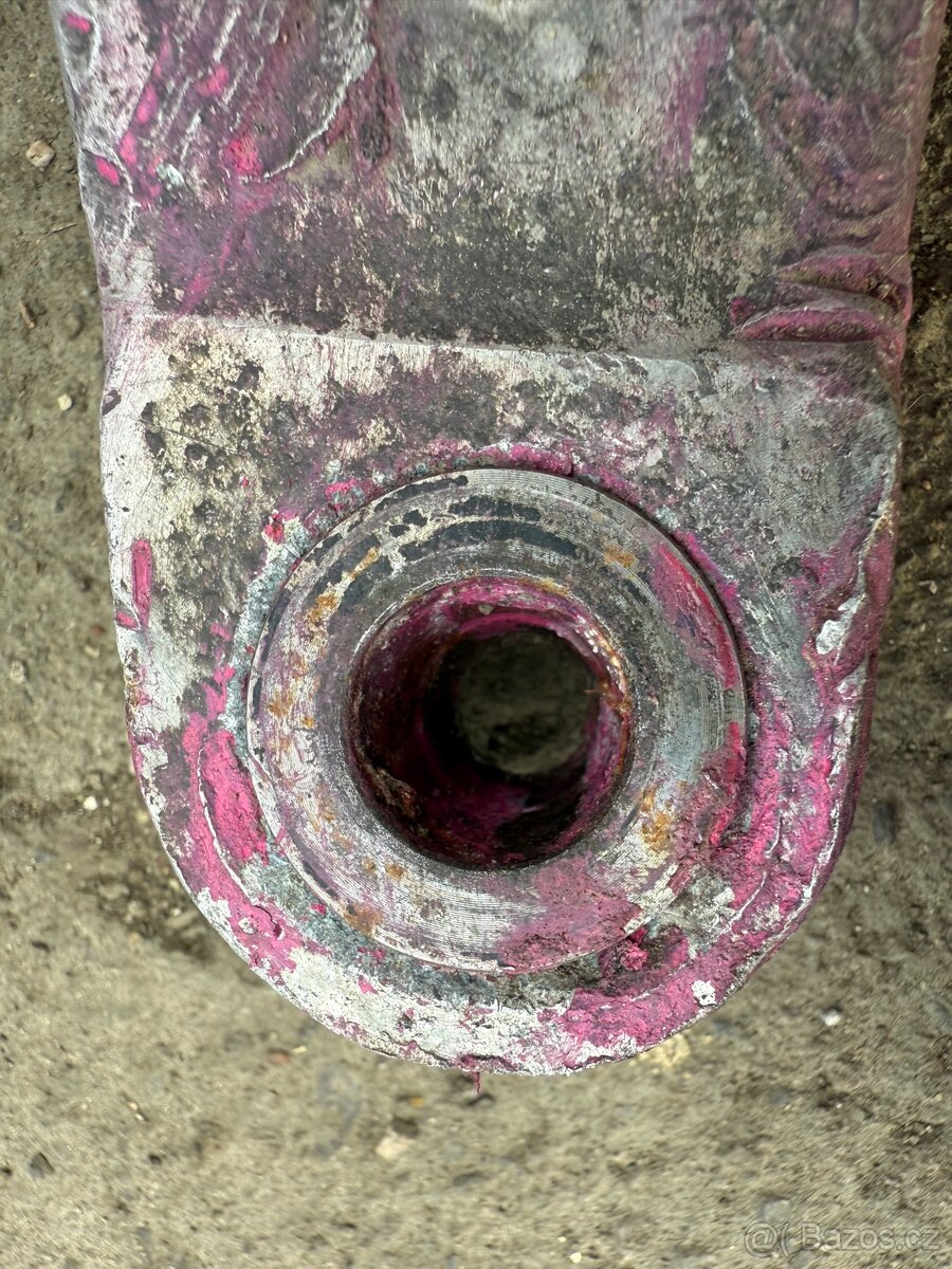 Hliníková STi ramena Subaru - 2