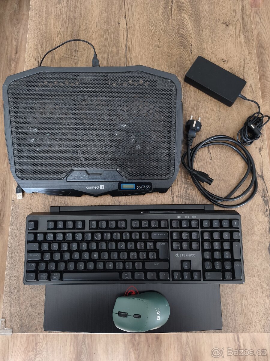 Notebook Msi GF63 10SC+příslušenství - 2
