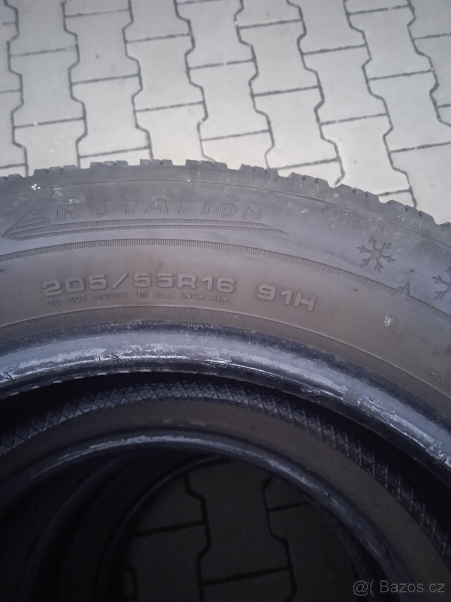 Dunlop 205/55 R16 - 2