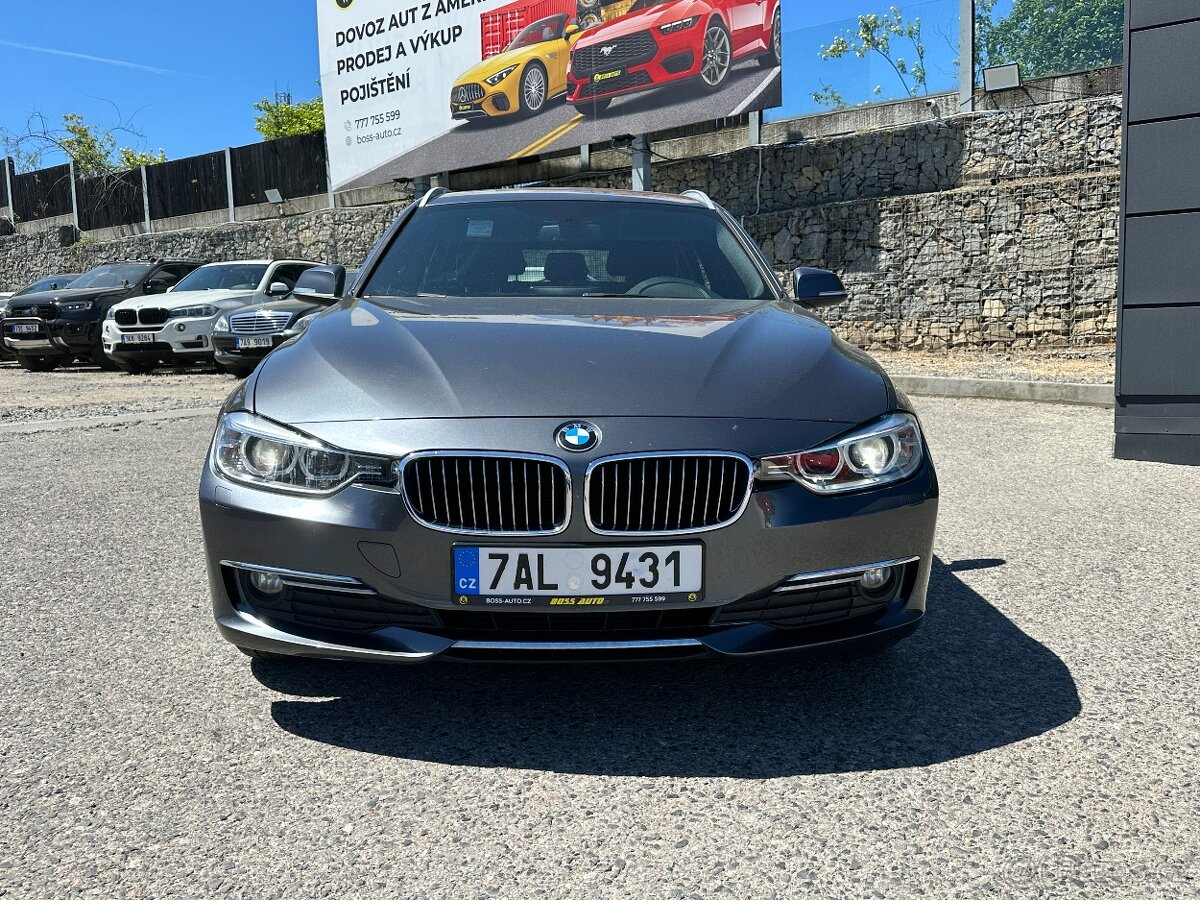BMW 318D 2013 - 2