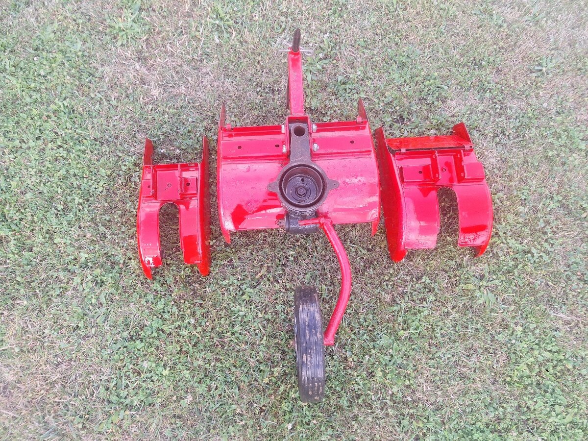 Rotační plečka Terra Vari - 2