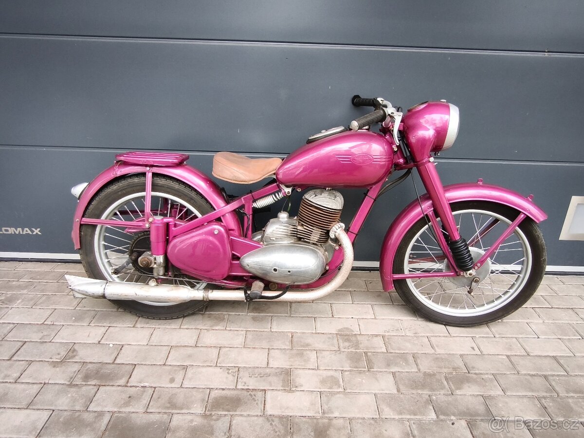 JAWA 250 PÉRÁK - 2