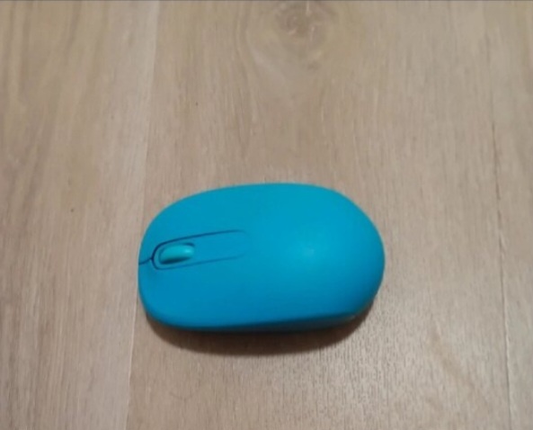Microsoft bluetooth myš - 2