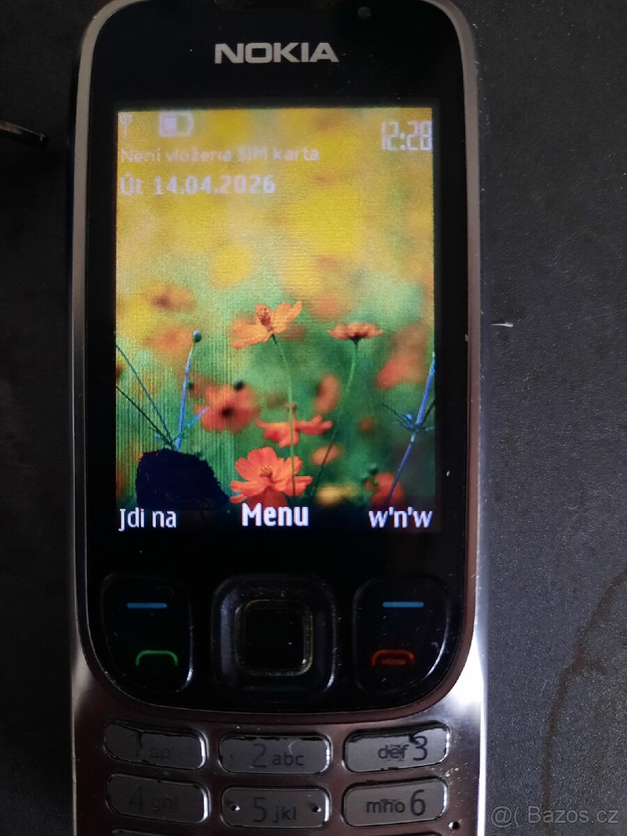Mobilní telefon Nokia 6303 - 2